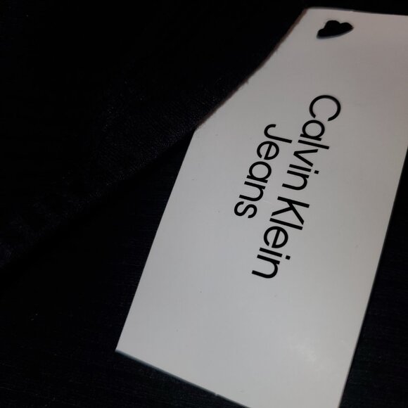 NWT Calvin Klein V-Neck Bodysuit - Size M - Picture 3 of 5